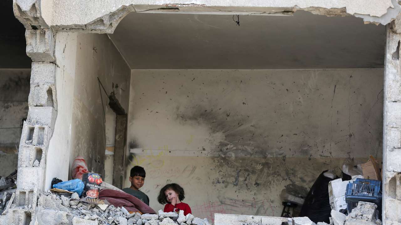 Aftermath of an an Israeli strike, in Rafah