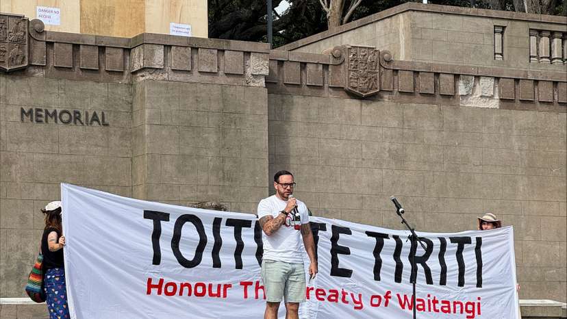 Anaru Ryall speaks at a protest demanding New Zealand's government to honour the Treaty of Waitangi in Wellington