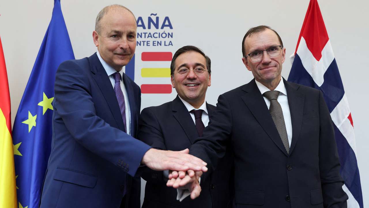 Foreign Ministers from Spain, Norway and Ireland meet with the PM of the Palestinian Authority Mohammad Mustafa, in Brussels