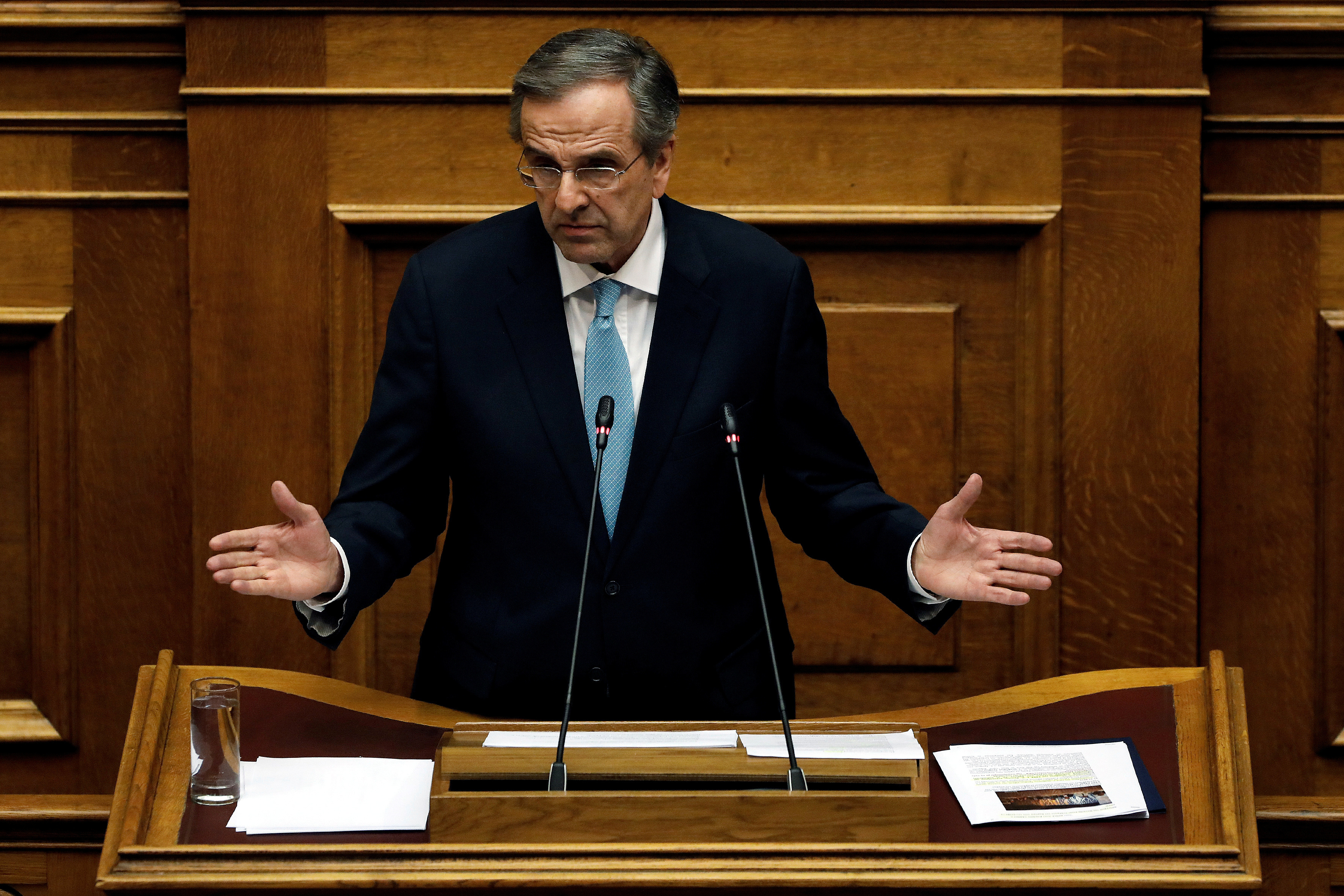 Greek lawmakers vote on setting up committee to probe role of politicians in drug bribery case