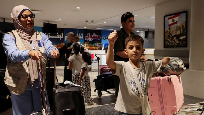 Gazan families with wounded children arrive to Lebanon for medical treatment