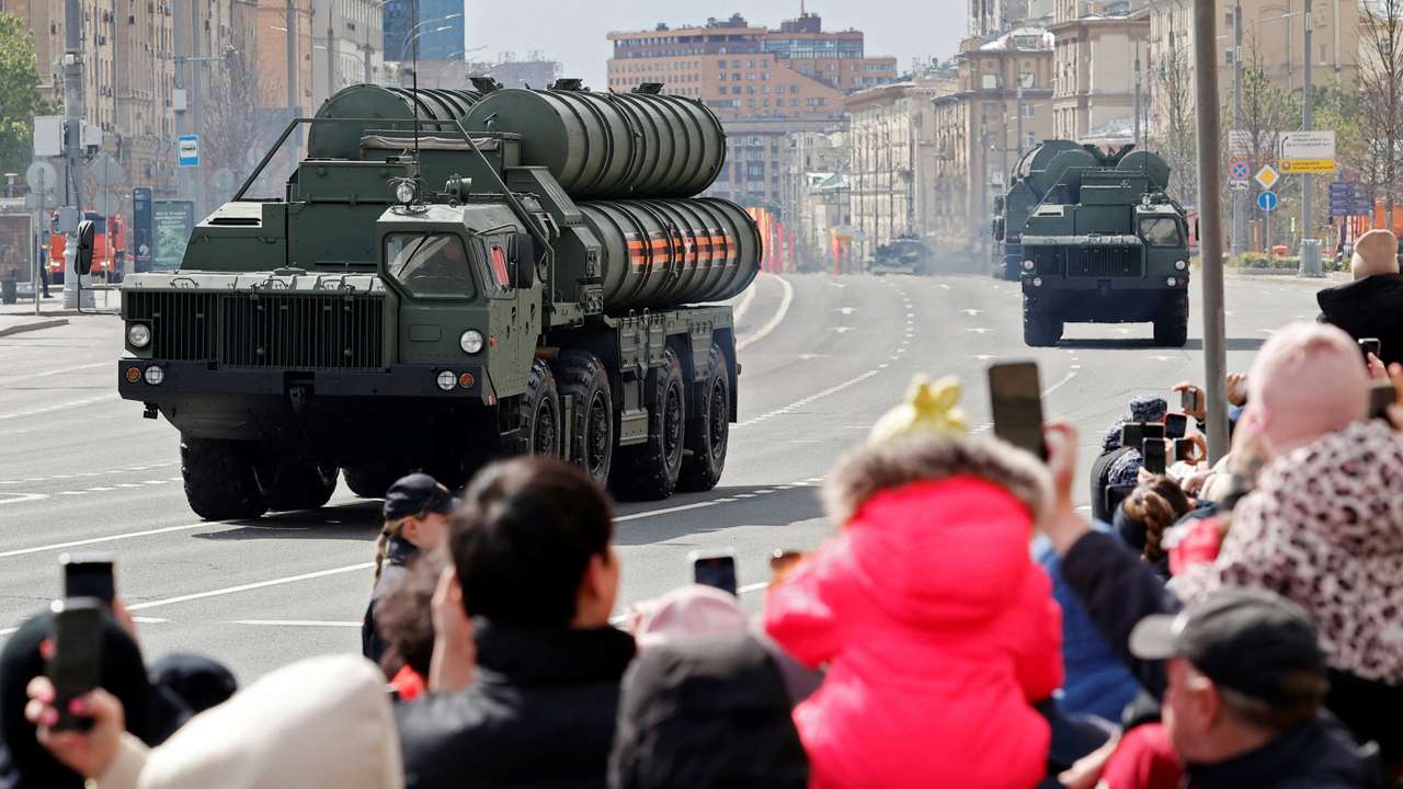 Russia marks Victory Day with military parade in Moscow