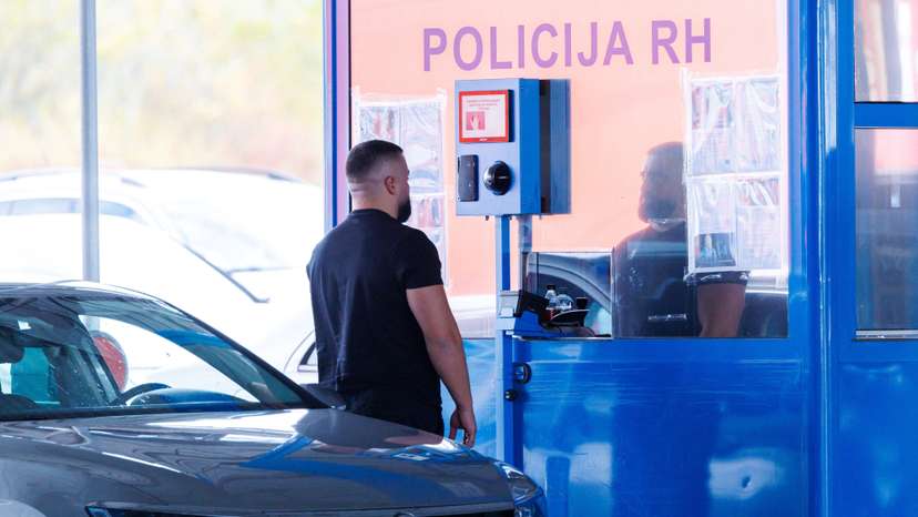 Registration under the Entry/Exit System (EES) at the Bajakovo border crossing