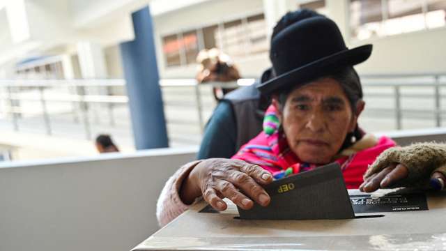 Bolivia holds presidential elections
