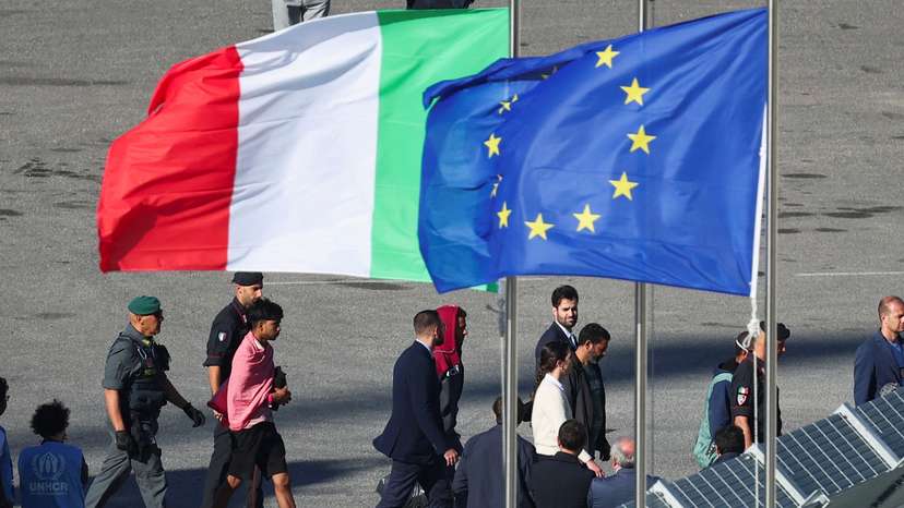 Italian navy ship Libra arrives with the first group of migrants in Albania