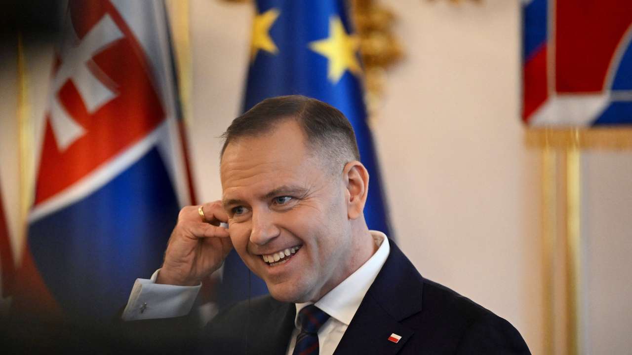 Poland's President Karol Nawrocki visits Slovakia