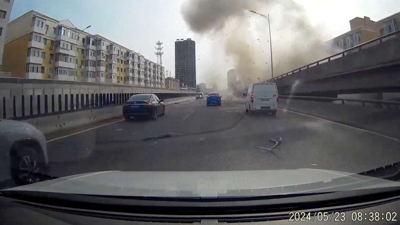 Explosion at an apartment building in Harbin