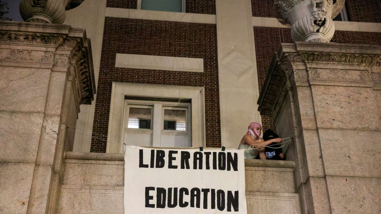 Protests continue on Columbia University campus in support of Palestinians