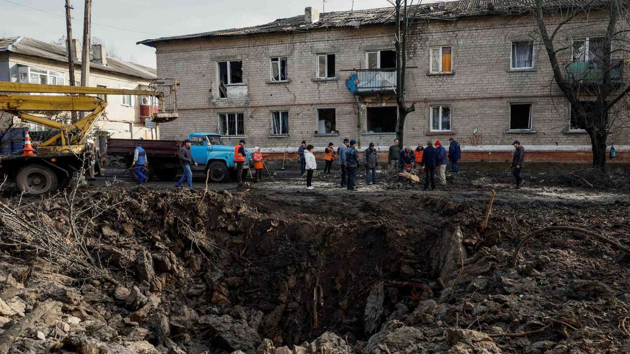 Aftermath of a Russian missile strike in Selydove