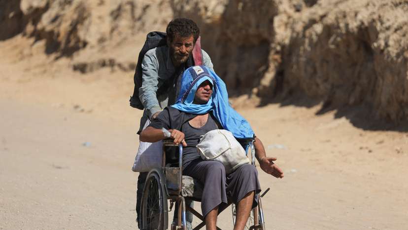 Displaced Palestinians flee Israeli military operation in northern Gaza