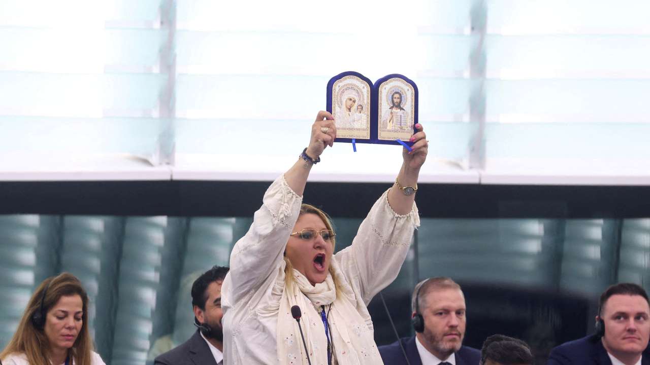 FILE PHOTO: Von der Leyen seeks approval from EU lawmakers for another term as European Commission President