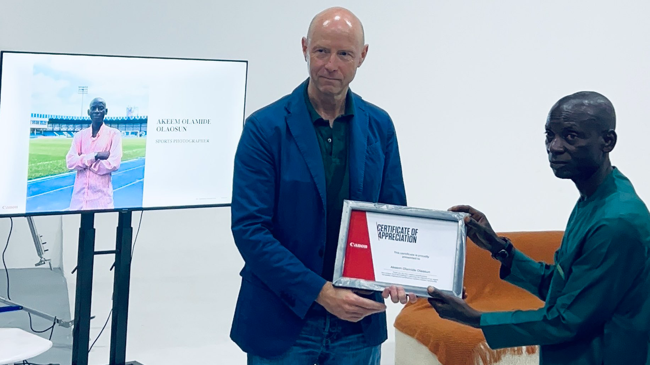 Canon rewards veteran NPFL photographer Akeem Olaosun Credit