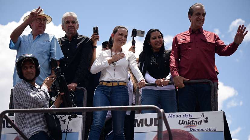 Venezuela's opposition calls for a world-wide protest, in Caracas