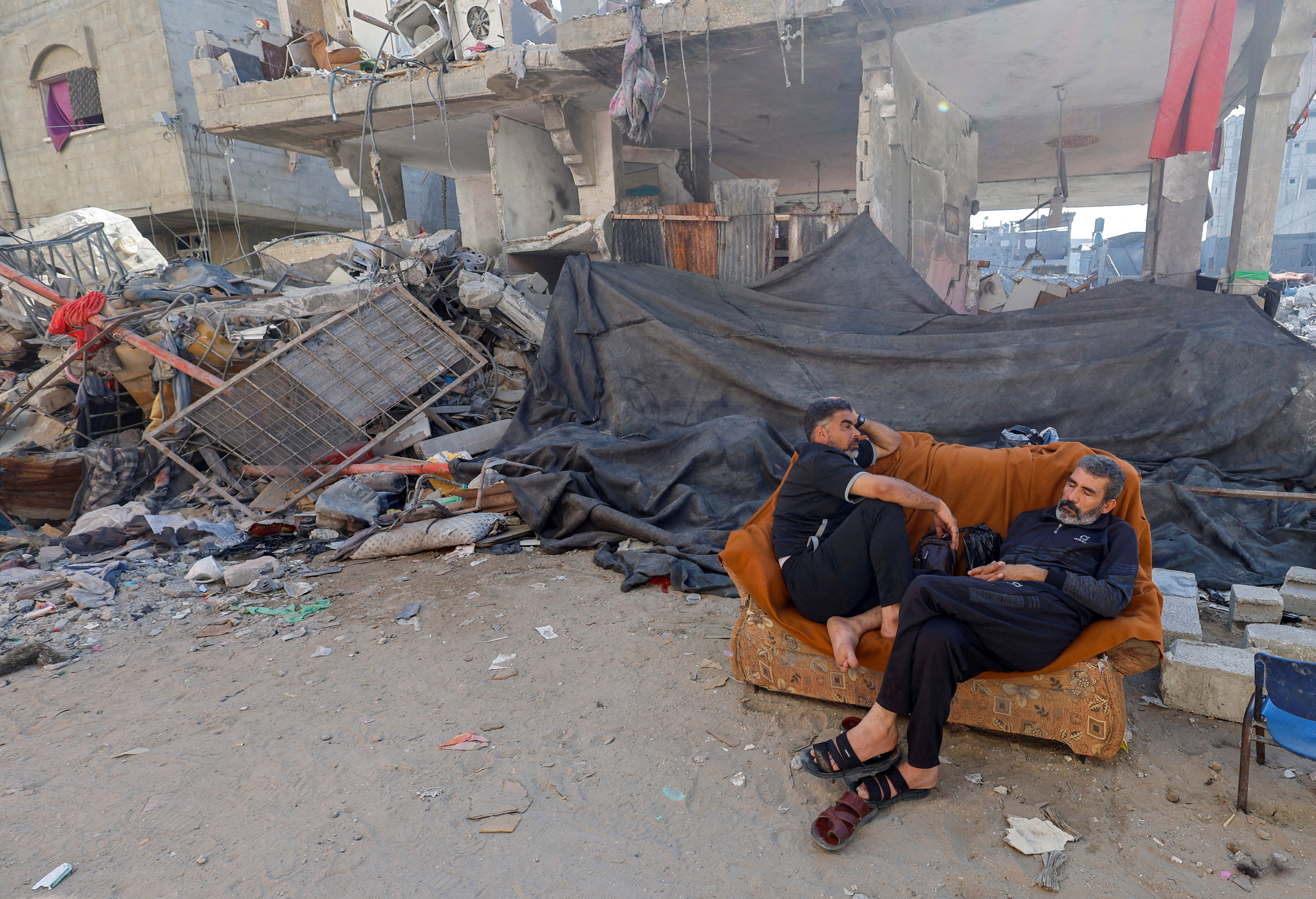 "There is no one left" - says Palestinian who lost three generations of his family in Israeli strike