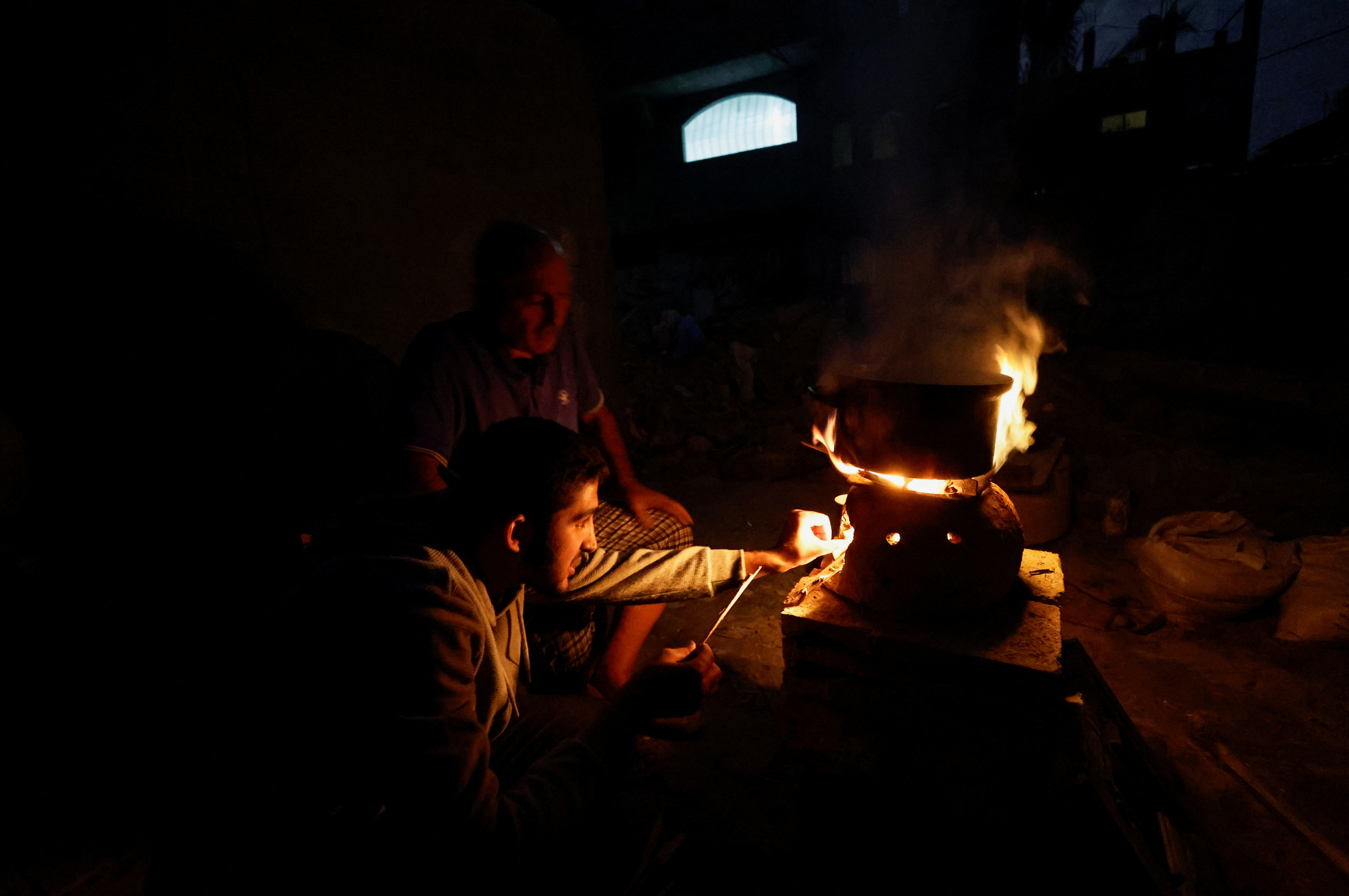 Israel-Hamas agree on a temporary truce