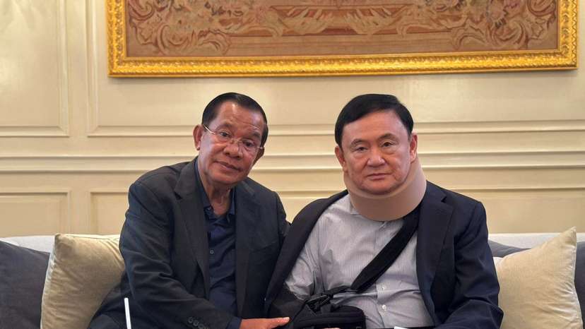 Cambodia's former Prime Minister Hun Sen meets Thailand's former Prime Minister Shinawatra