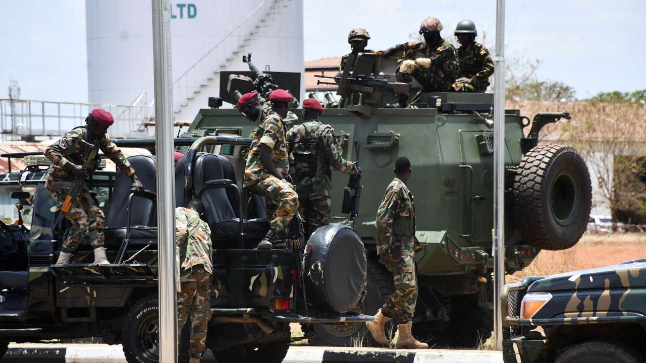 Uganda's President Yoweri Museveni visits Juba