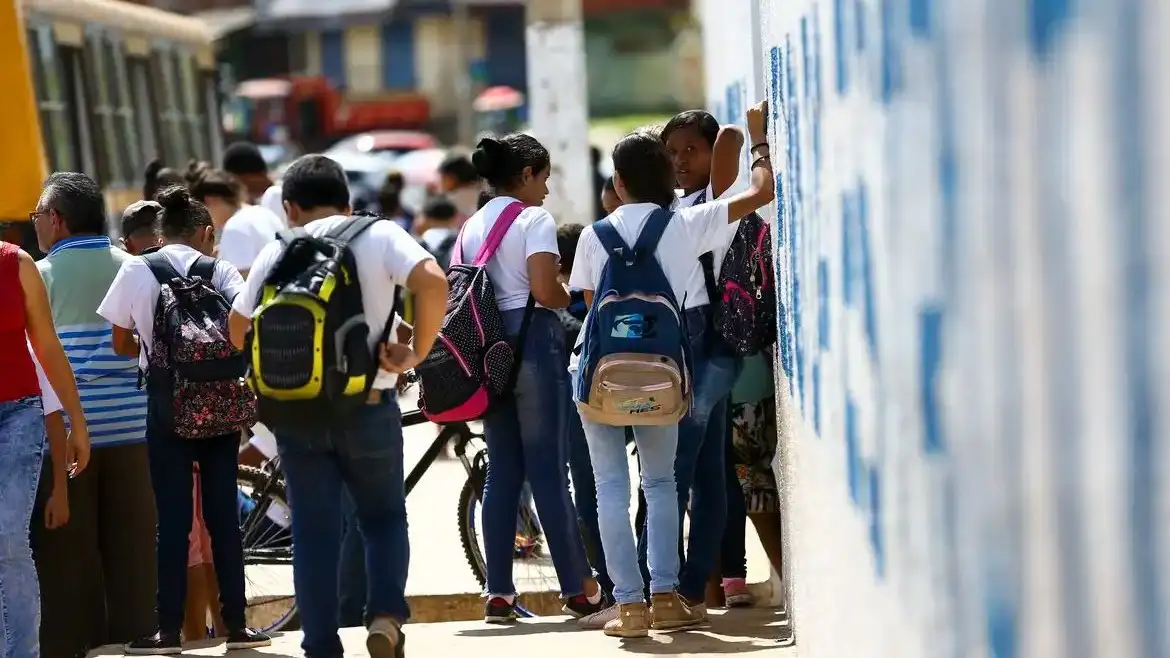 Estudantes do ensino médio de uma escola pública em Brasília