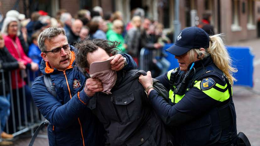 Liberation parade in Wageningen