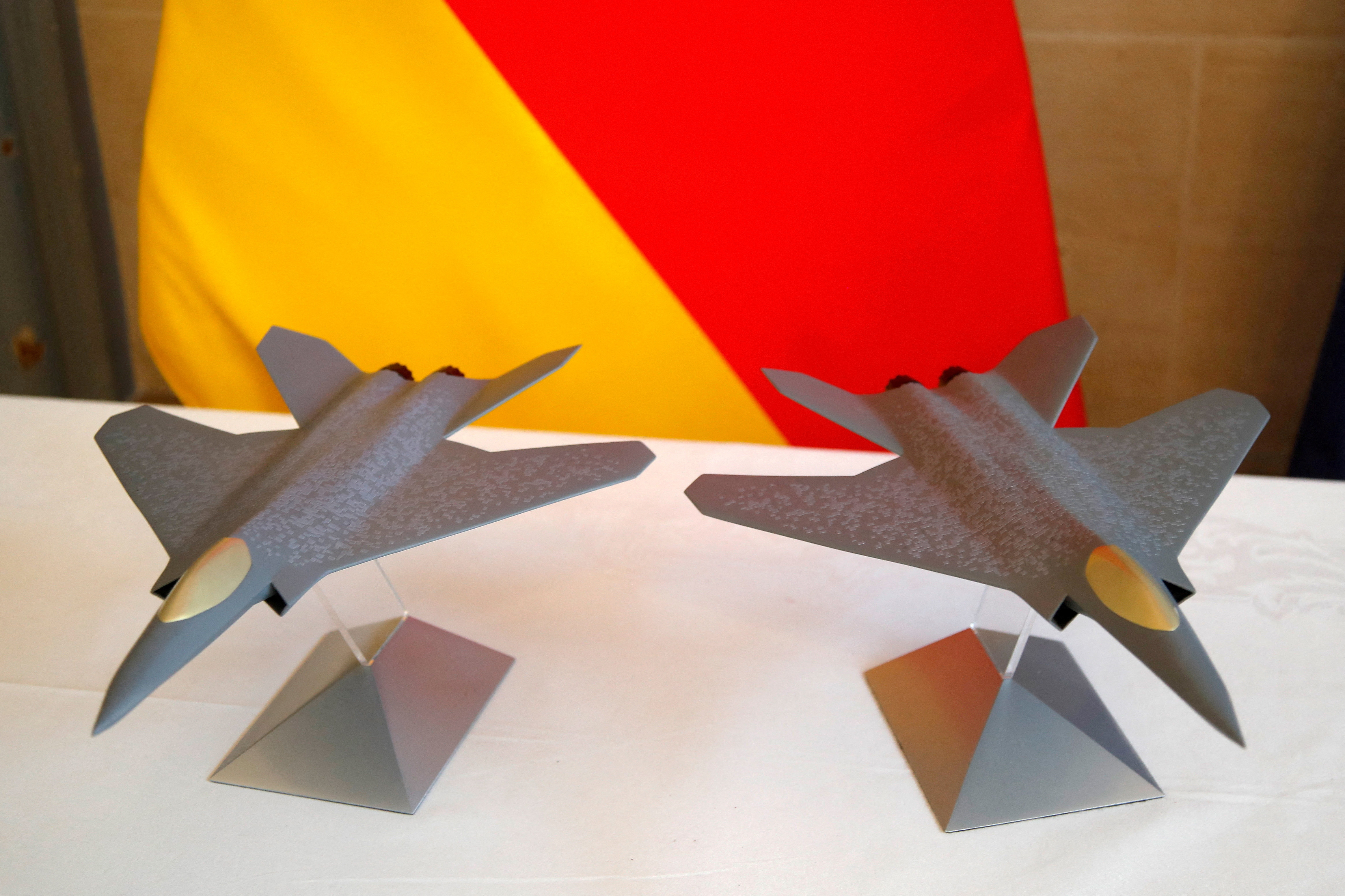 FILE PHOTO: FILE PHOTO: France, German, Spanish defence ministers sign contract for prototype of next-generation fighter in Paris