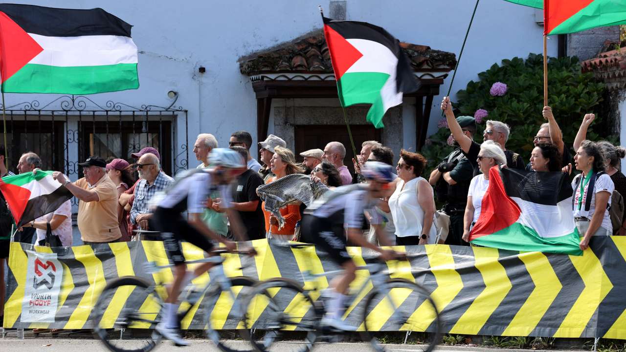 Vuelta a Espana - Stage 13 - Cabezon de la Sal to L'angliru