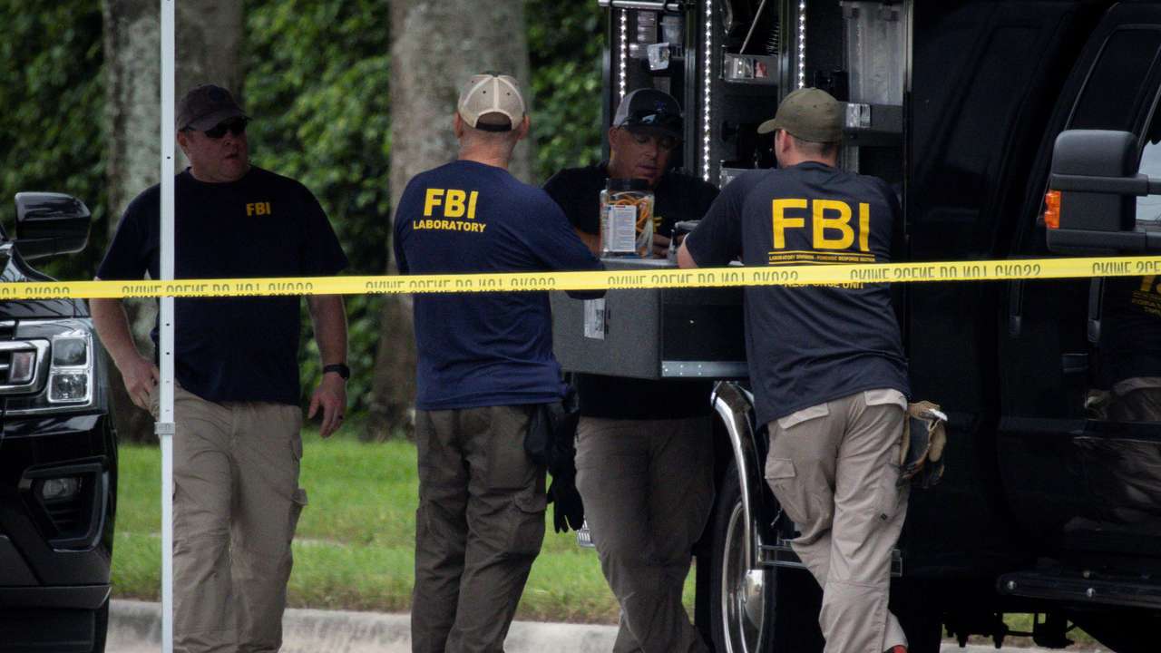 FBI continues investigation on gunman at Trump International Golf Club in West Palm Beach
