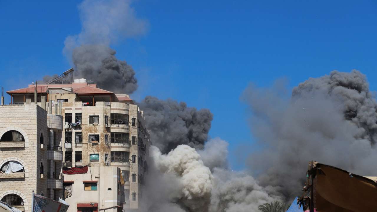Israeli strike hits evacuated residential building in Gaza City