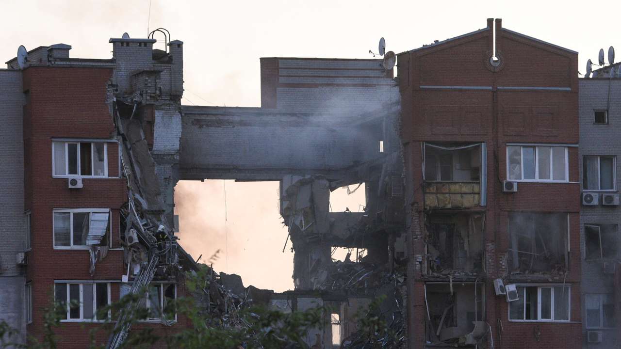 Aftermath of a Russian missile strike in Dnipro