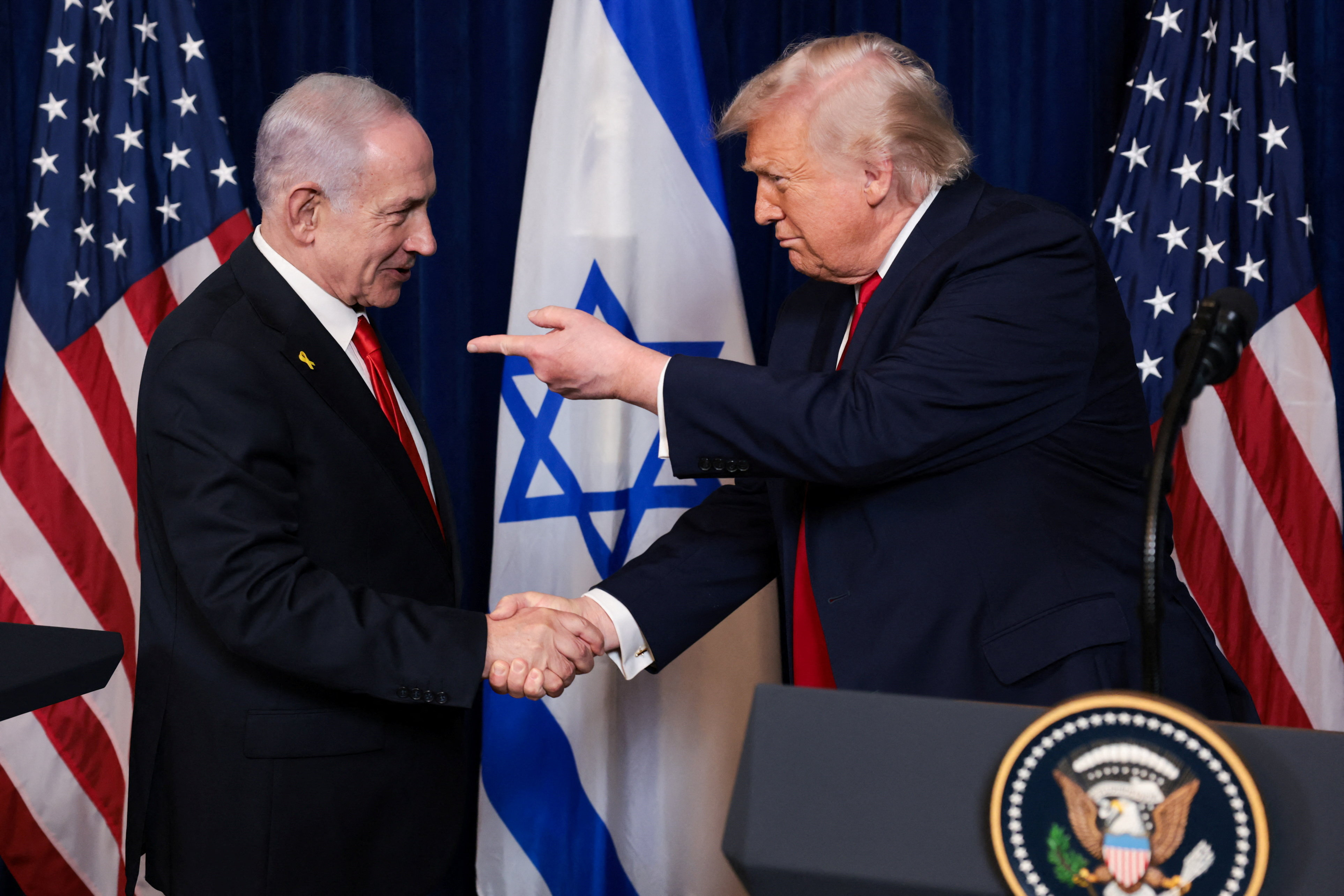 U.S. President Trump meets Israeli PM Netanyahu at Trump’s Mar-a-Lago club, in Palm Beach