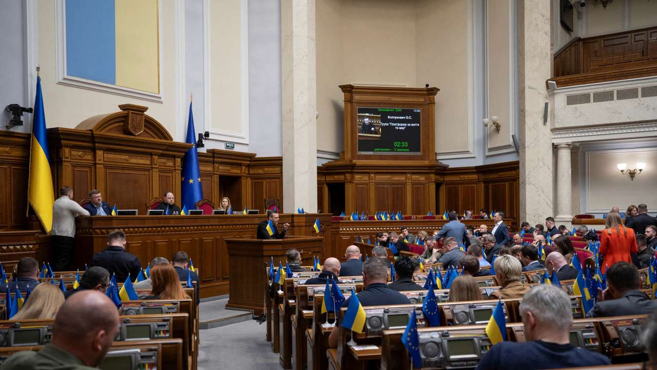 FILE PHOTO: Ukrainian lawmakers discuss ratifying the deal with the United States about mineral resources during a session of parliament in Kyiv