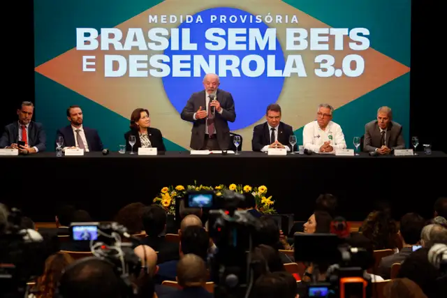 O presidente Luiz Inácio Lula da Silva apresentou em São Paulo a MP contra proibindo as bets.
