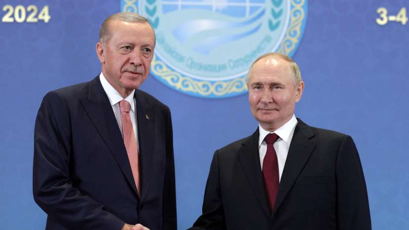 Russian President Putin and Turkish President Erdogan meet in Astana