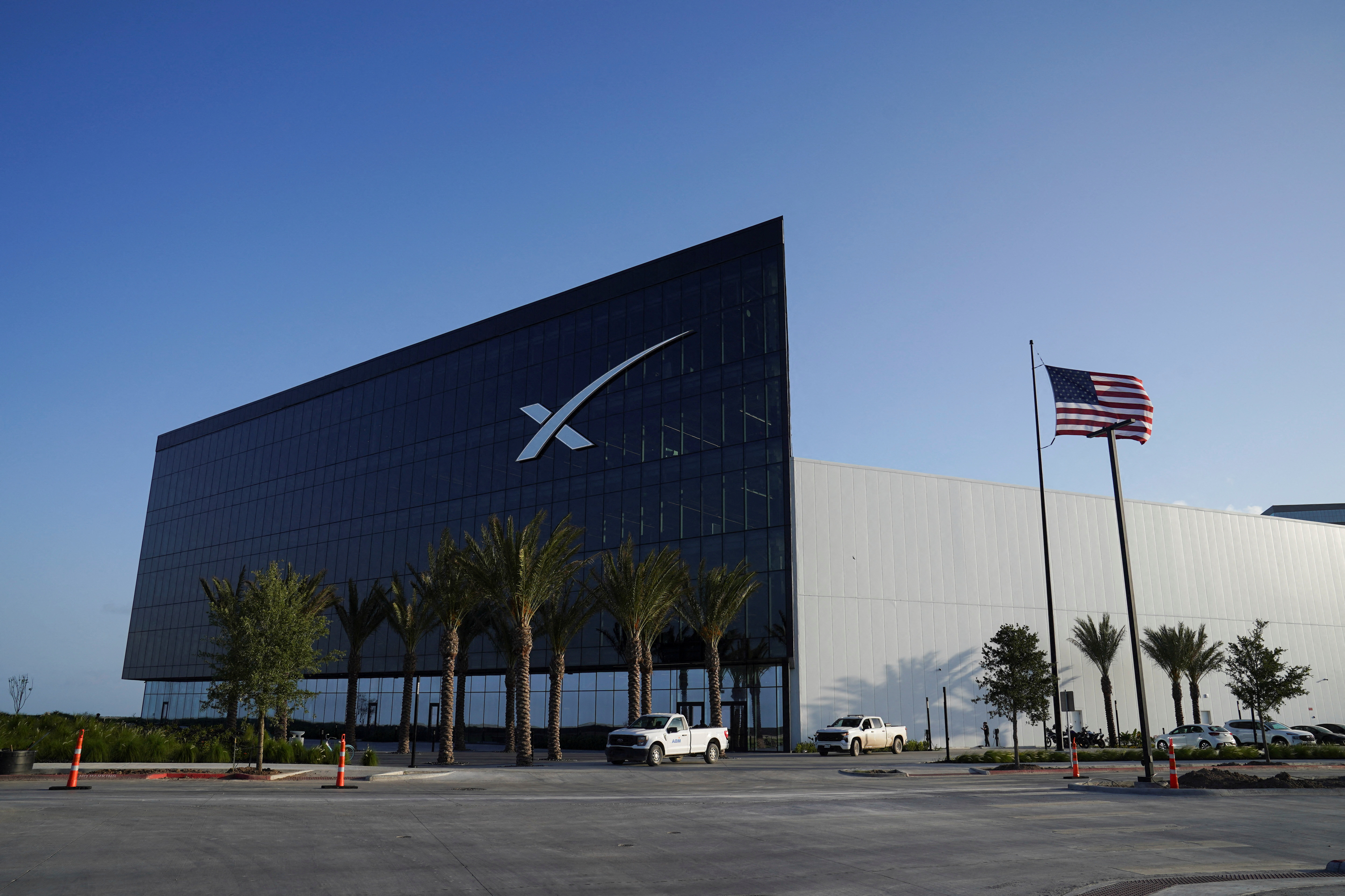 Musk-Trump feud puts billions in SpaceX contracts on thin ice
