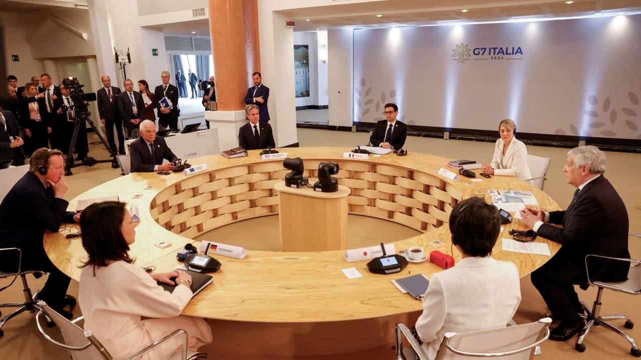 G7 foreign ministers meet on the Italian island of Capri