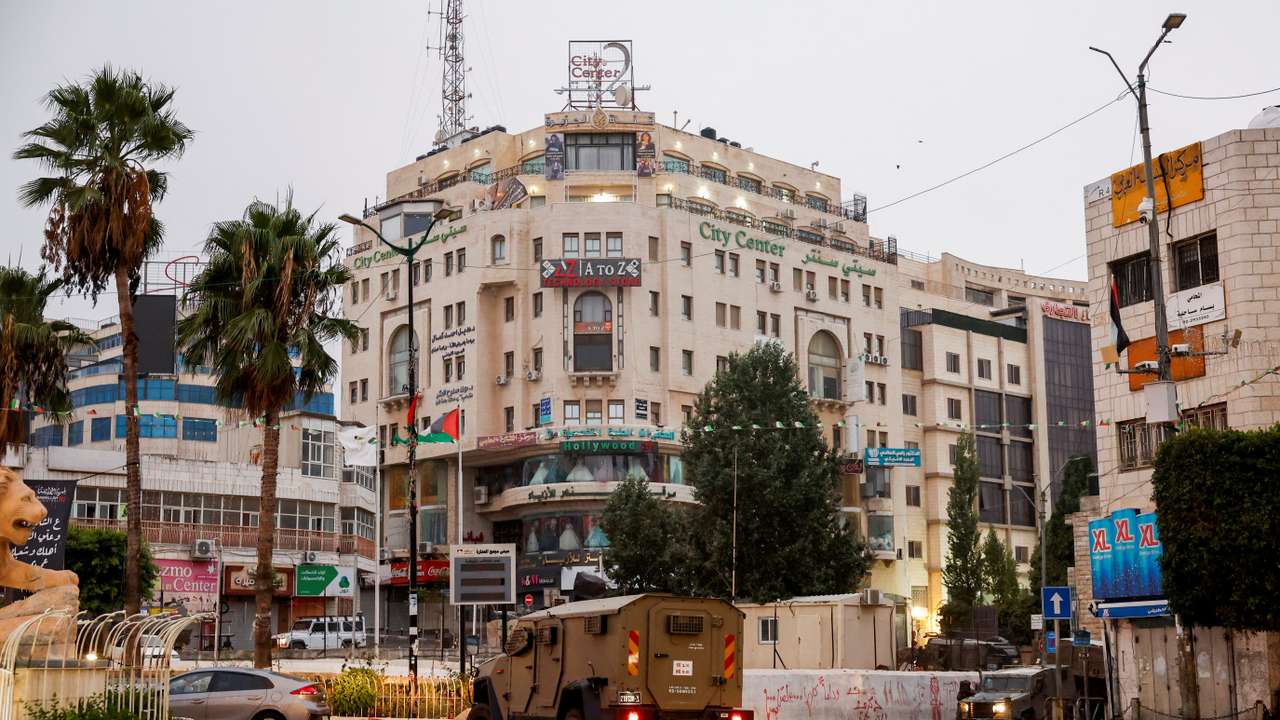 Israeli army raids Al Jazeera Ramallah's office