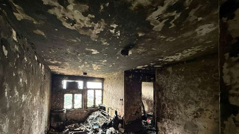 Burnt apartment at the Wang Fuk Court housing complex, in Hong Kong