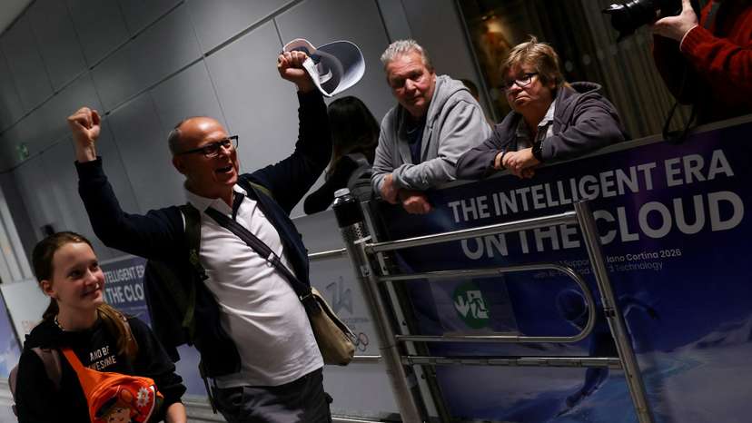 An unidentified passenger gestures following the evacuation from Dubai, in Frankfurt