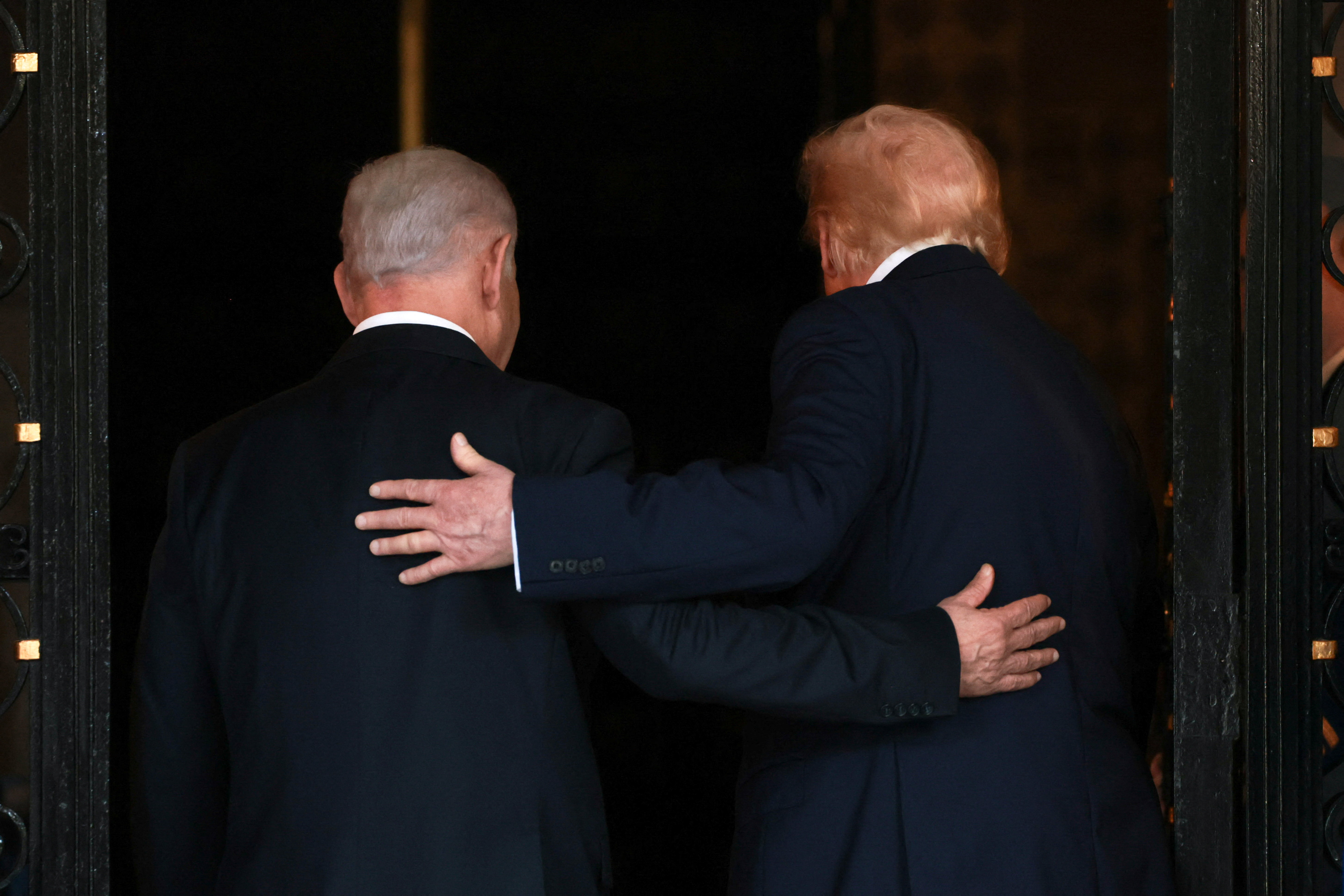 U.S. President Trump meets Israeli PM Netanyahu at Trump’s Mar-a-Lago club, in Palm Beach