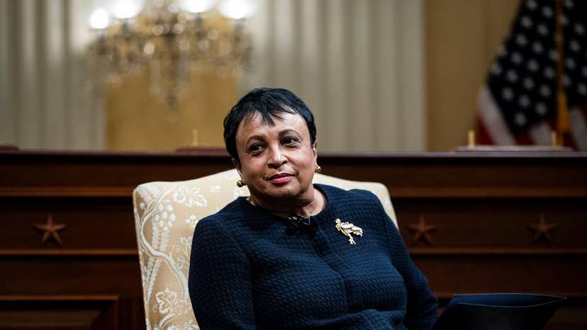 Historians explore how to "establish and preserve the narrative of Jan. 6", in Washington