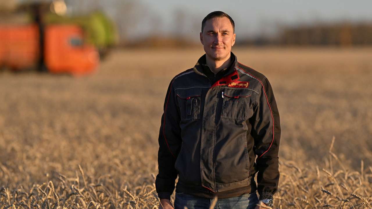 FILE PHOTO: Wheat harvesting in Omsk region
