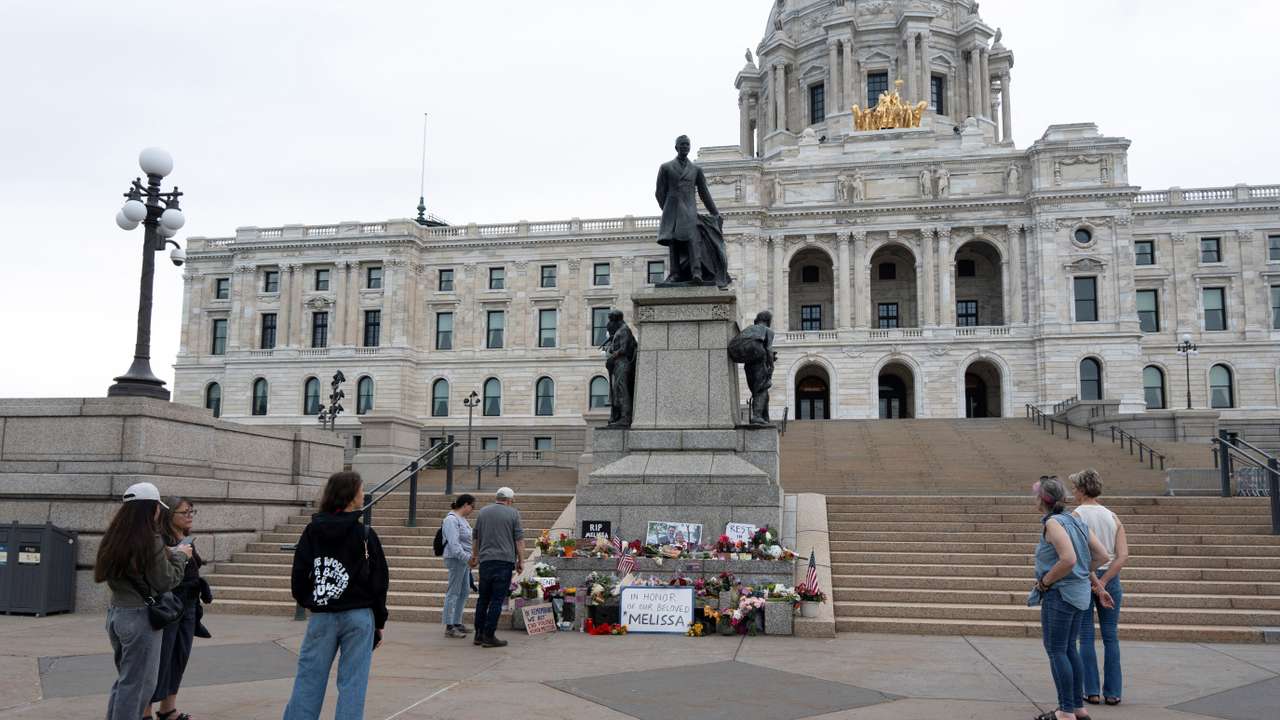 Memorial honors murdered Democratic state lawmaker
