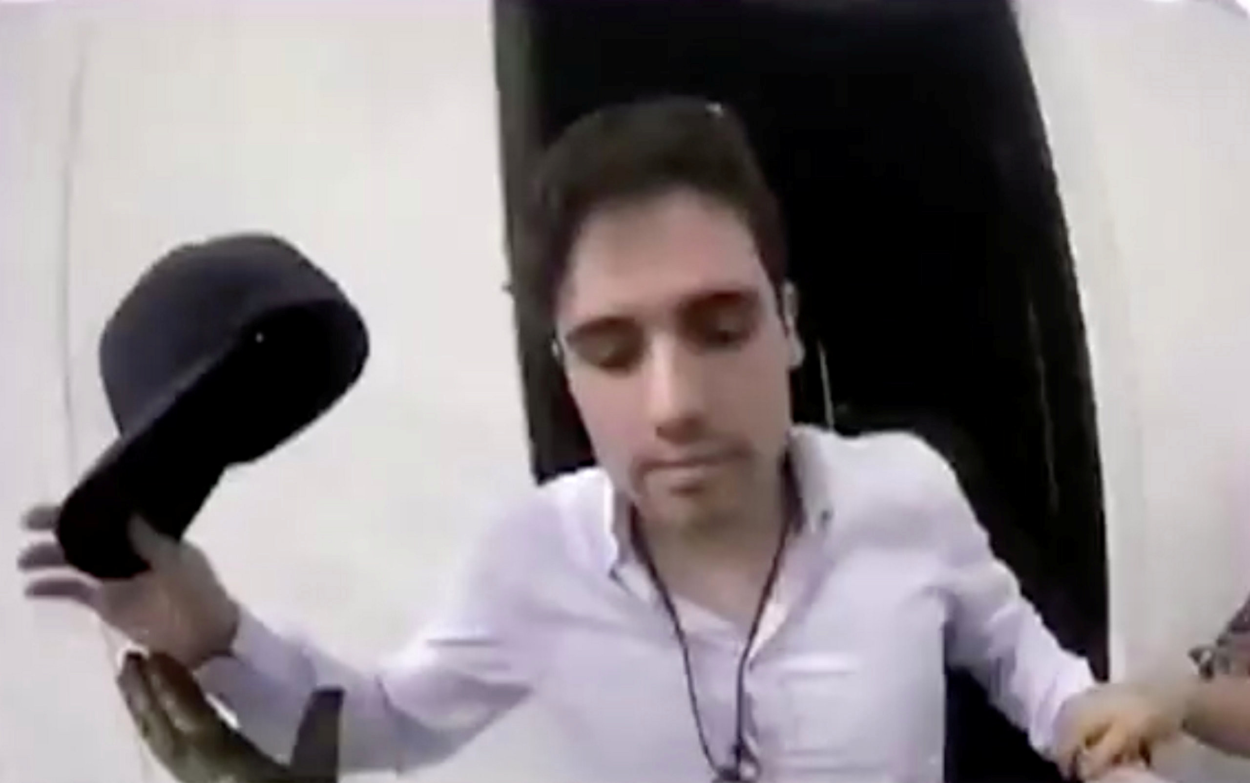 Ovidio Guzman, son of kingpin Joaquin "El Chapo" Guzman, is briefly captured by Mexican military police in a residential compound near the centre of Culiacan in the state of Sinaloa