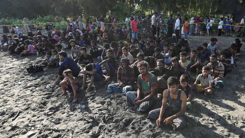 Rohingya Muslims arrive in Pidie, Aceh