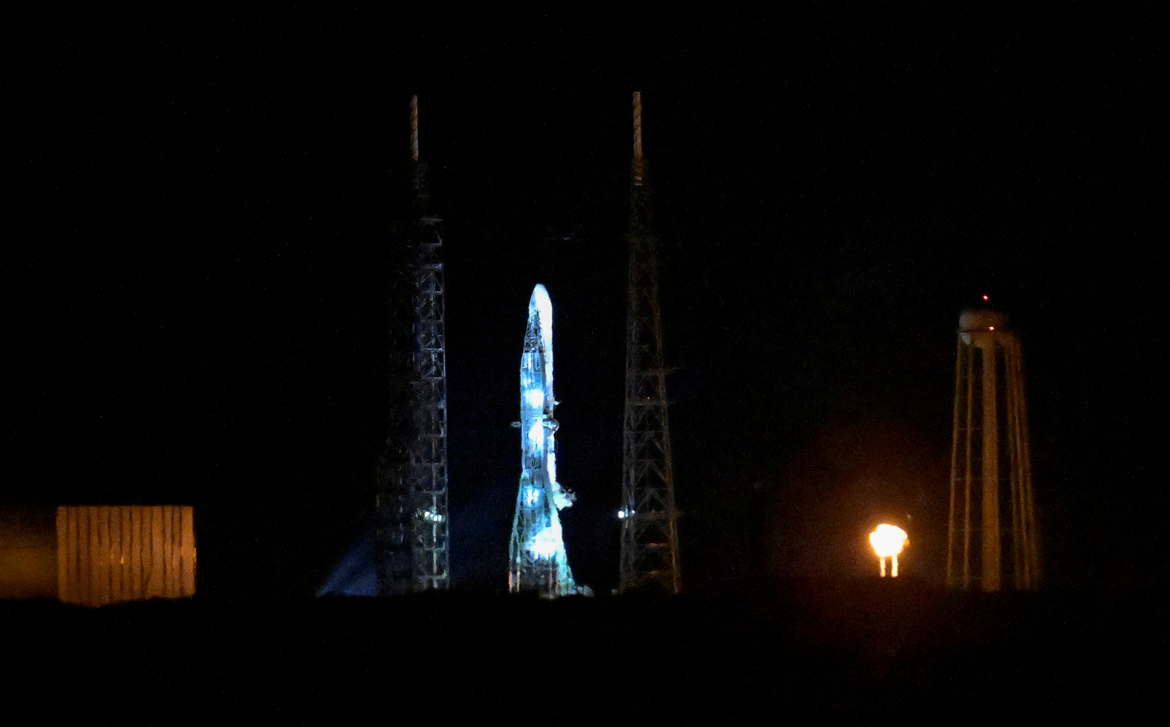 A Blue Origin New Glenn rocket stands ready during its attempt to launch at the Cape Canaveral Space Force Station
