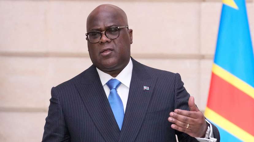 FILE PHOTO: Congo's President Felix Tshisekedi and French President Emmanuel Macron hold a press conference, in Paris
