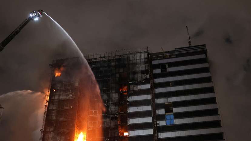 Fire at a hospital in Tehran