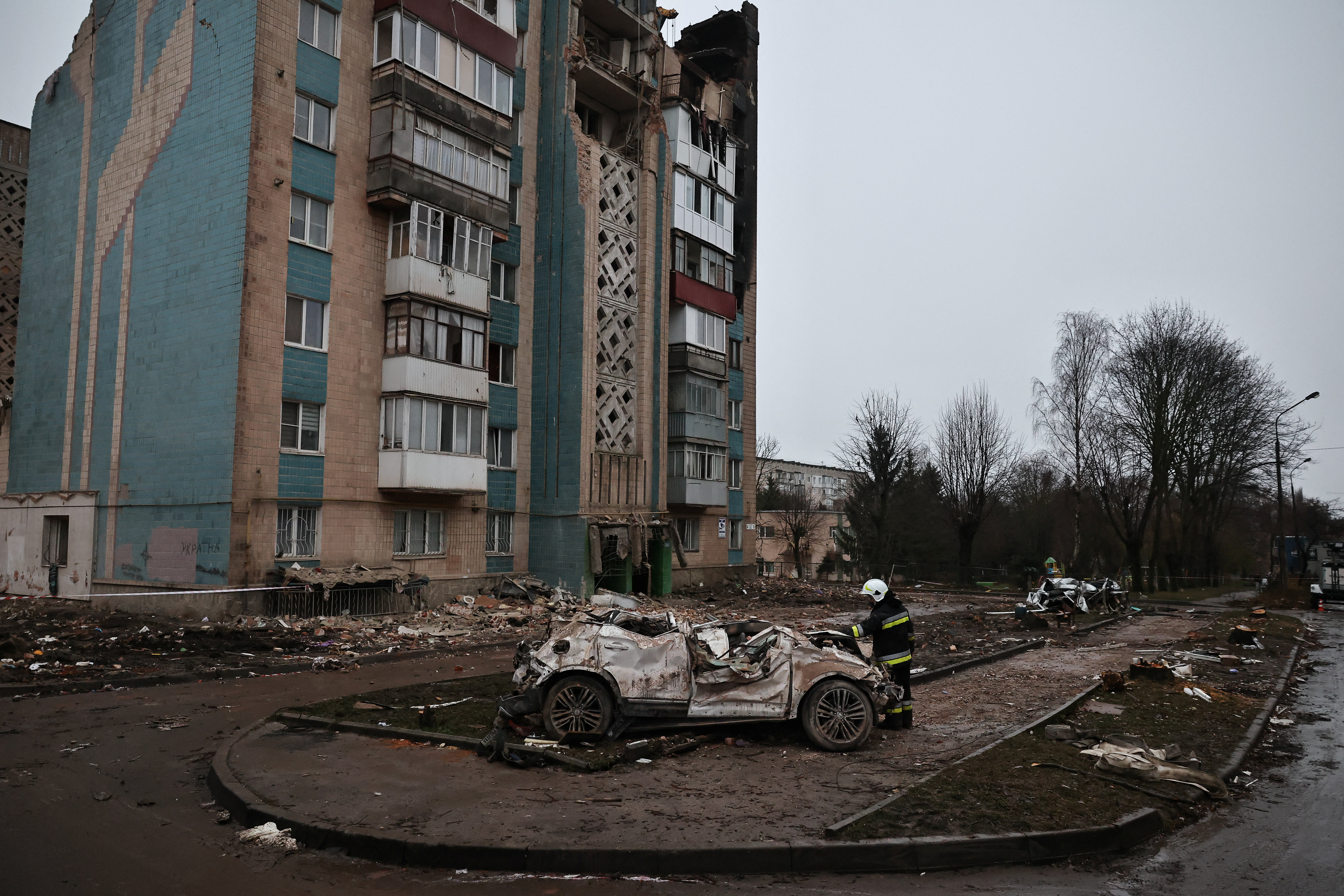 Aftermath of a Russian missile attack on an apartment building, in Ternopil