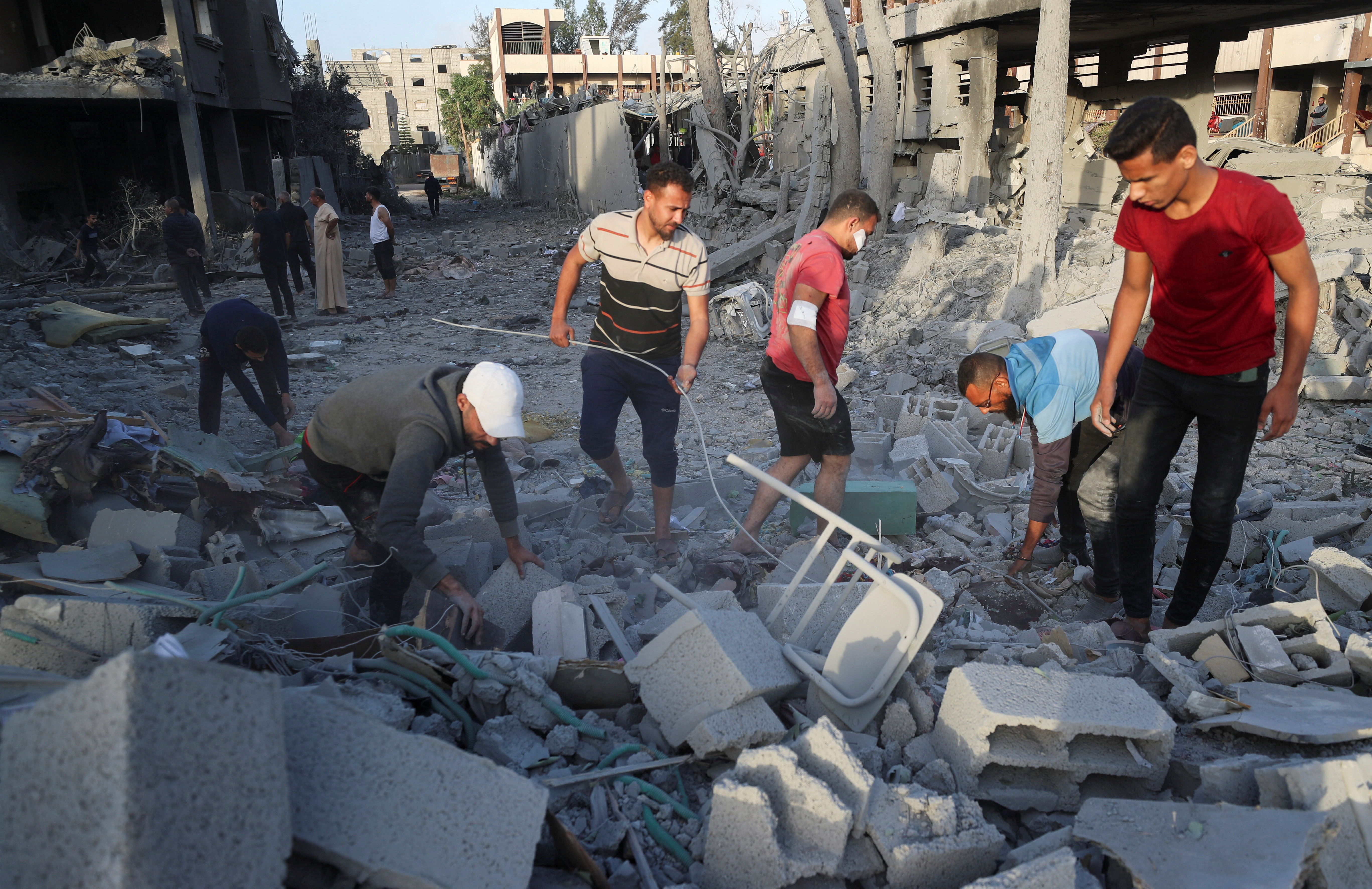 Aftermath of an Israeli strike on a house, in Jabalia