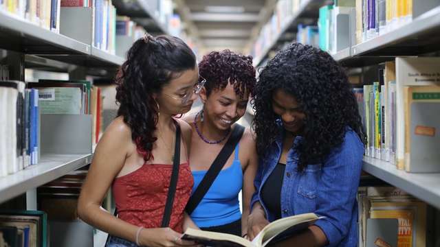Plataforma reúne indicadores sobre políticas étnico-raciais e escolares quilombolas, permitindo comparar a evolução das redes de ensino entre 2024 e 2026.