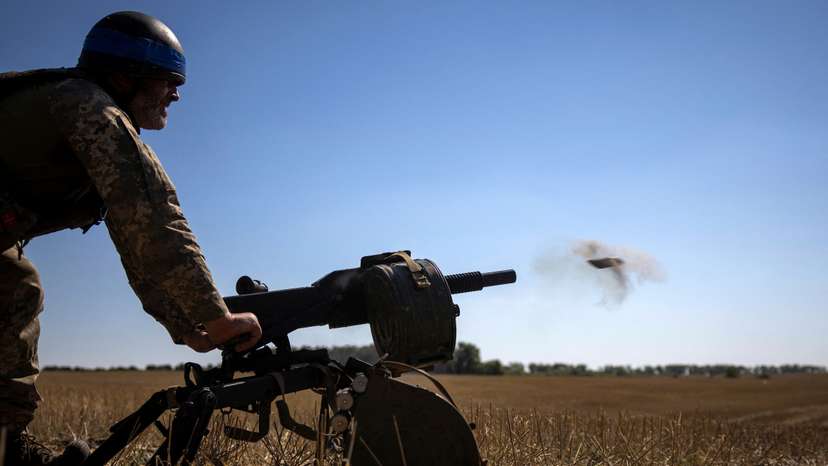 Ukrainian soldiers train in the Sumy region near the Russian border